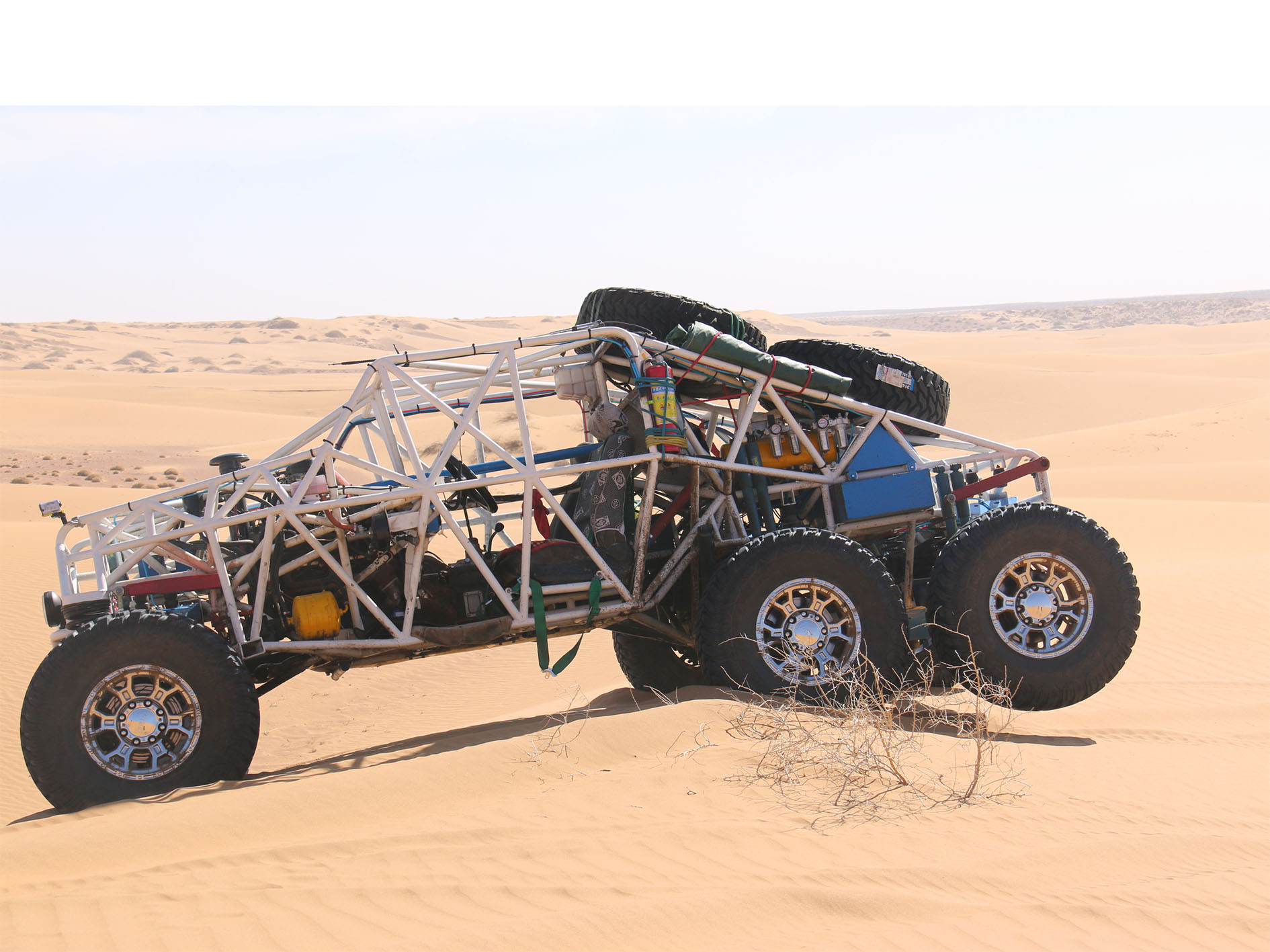 6X6 White Rapid Assault Vehicle