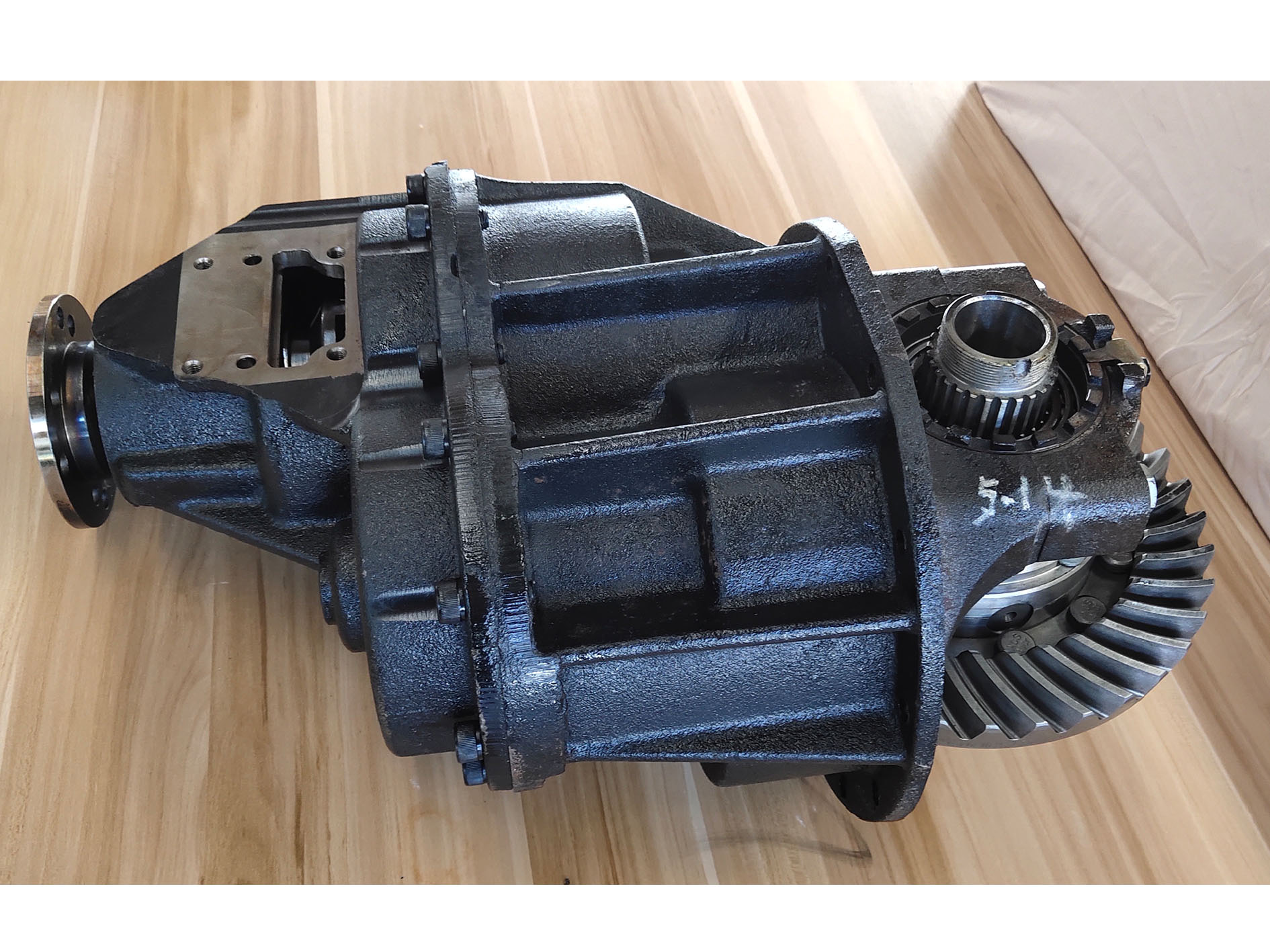 6X6 3.5TMid Axle Reducer Assembly