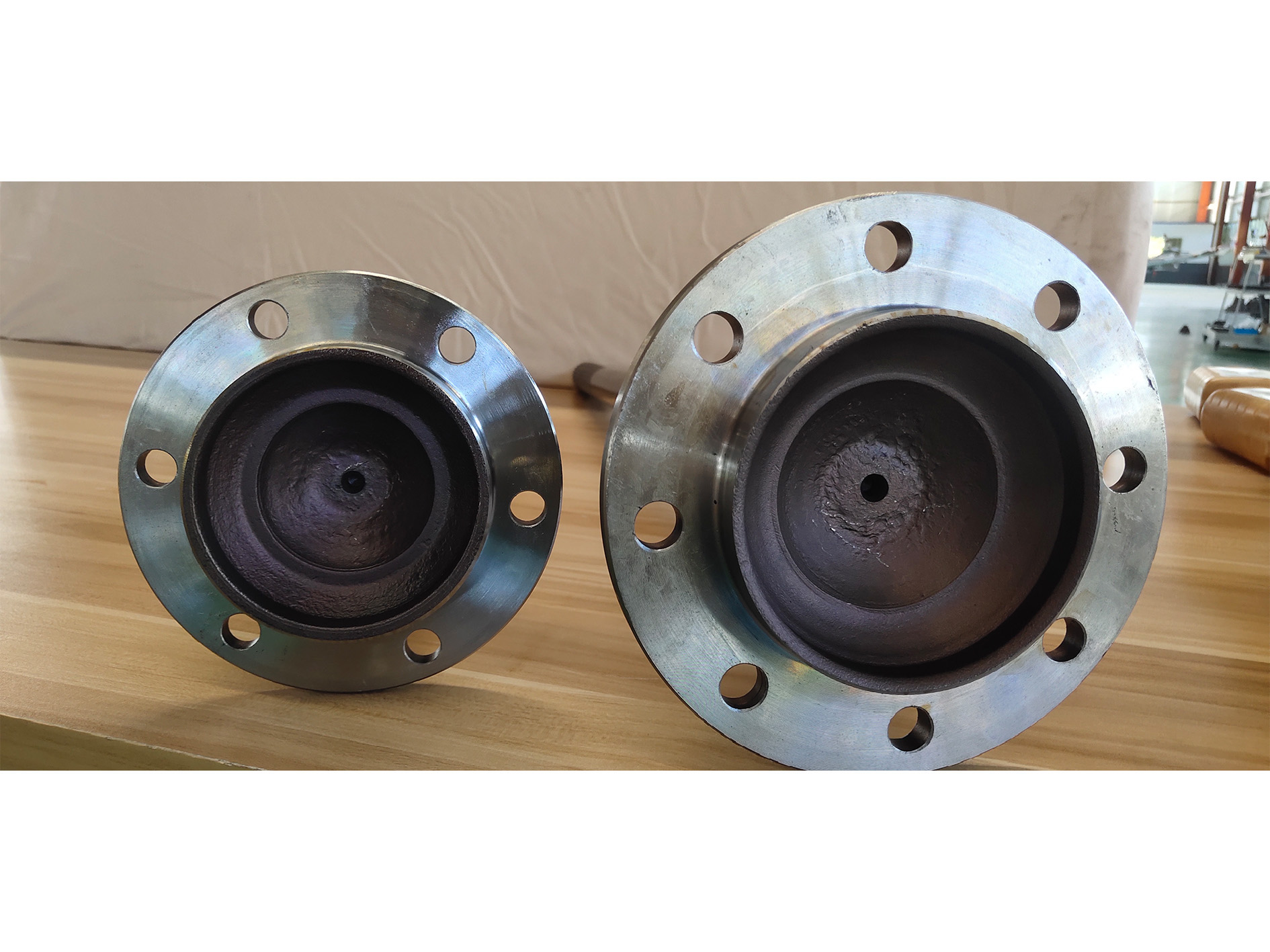 Semi-floating Axle Shaft (with differential lock)